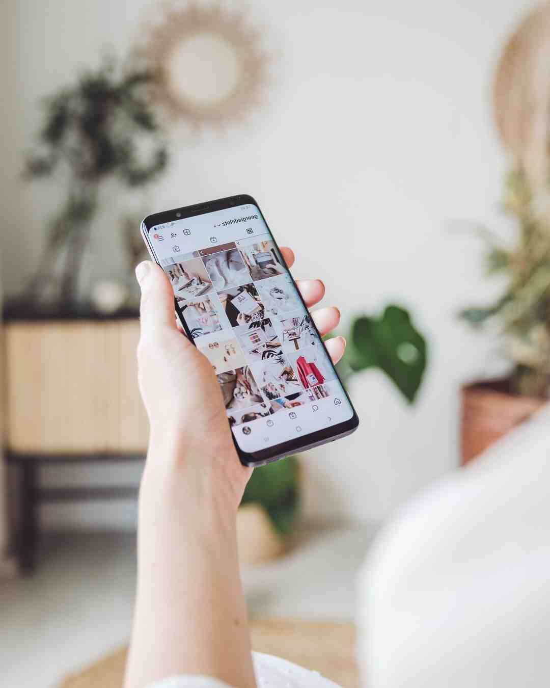 Comment savoir qui se connecte sur mon compte Instagram ?