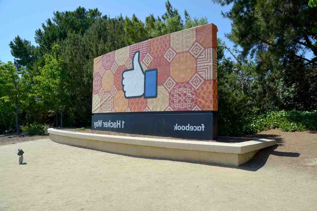 Comment savoir si une personne consulte mon profil Facebook ?